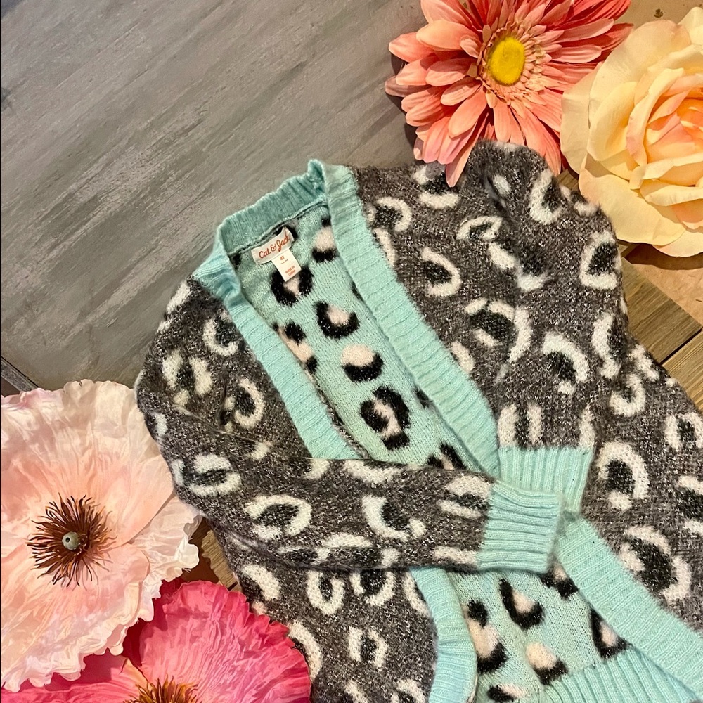 Girls sweater